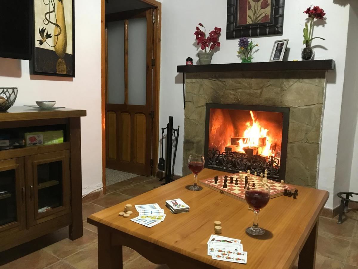 Finca La Rosalia Setenil De Las Bodegas Bagian luar foto